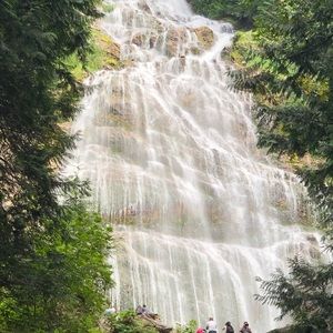 Meet your Posher, Maria sheila